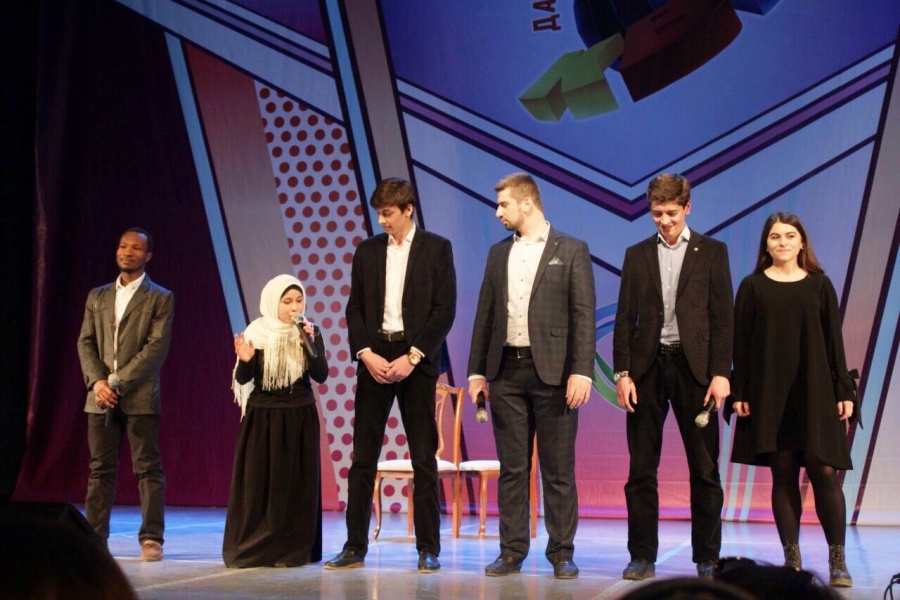 Команда «Сборная ДГМУ» получила диплом «Открытие фестиваля» Дагестанской Лиги КВН