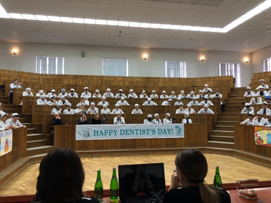 Международный день стоматолога