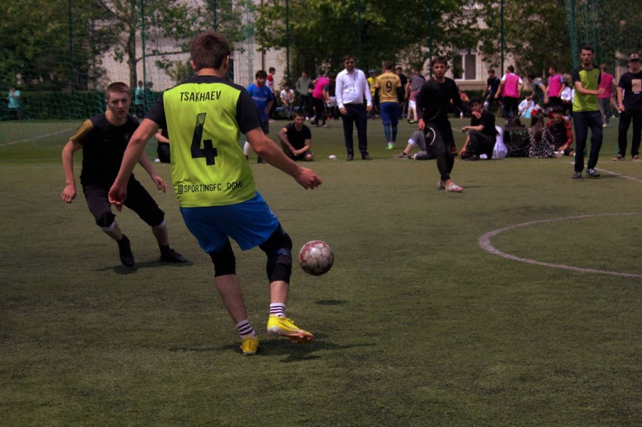 ТУРНИР ПО ФУТБОЛУ В ЧЕСТЬ ШАМИЛЯ УЗИЕВИЧА