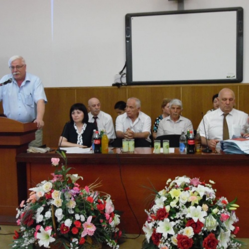 Вручение дипломов...264